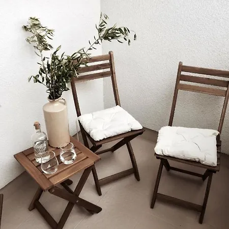 Oda ve Kahvaltı Lo͝or Luxury Stobreč