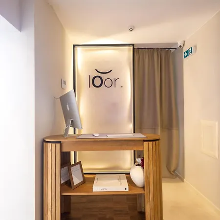 Lo͝or Luxury Retreat Stobreč
