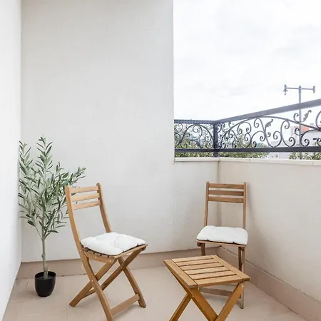 Oda ve Kahvaltı Lo͝or Luxury 4*