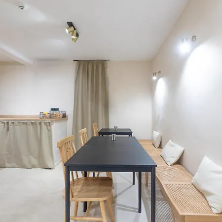 Oda ve Kahvaltı Lo͝or Luxury