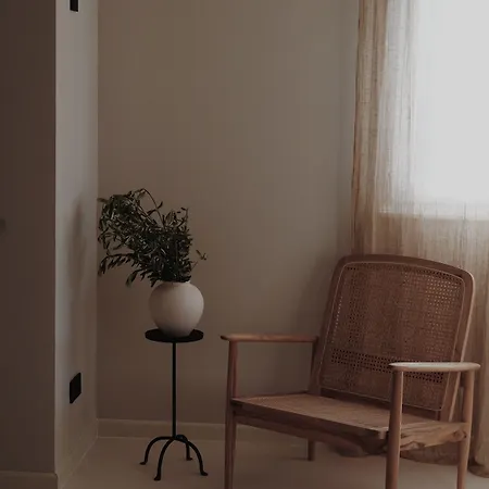 Lo͝or Luxury Retreat Готель типу 
