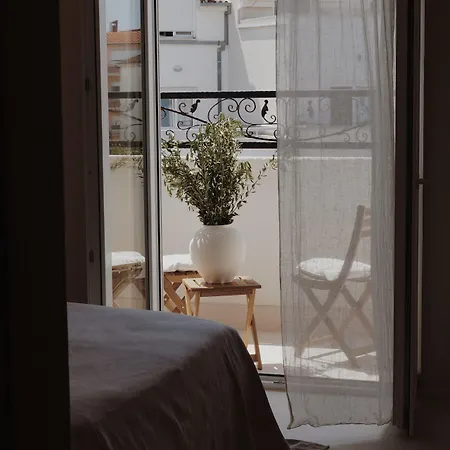 Oda ve Kahvaltı Lo͝or Luxury