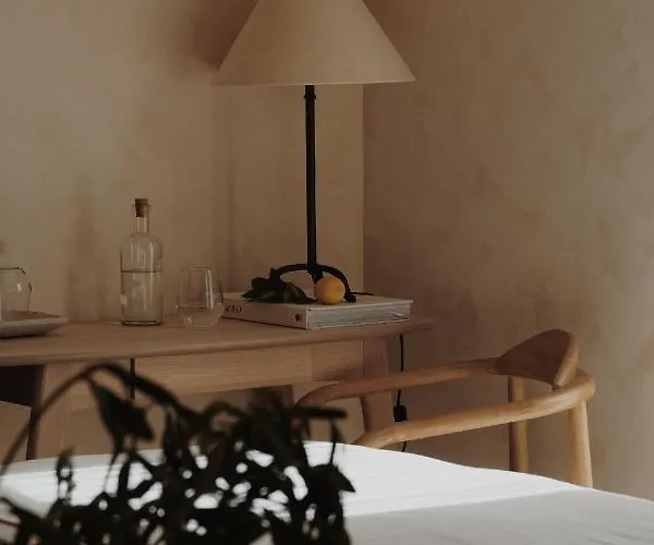 לינה וארוחת בוקר Lo͝or Luxury סטוברץ