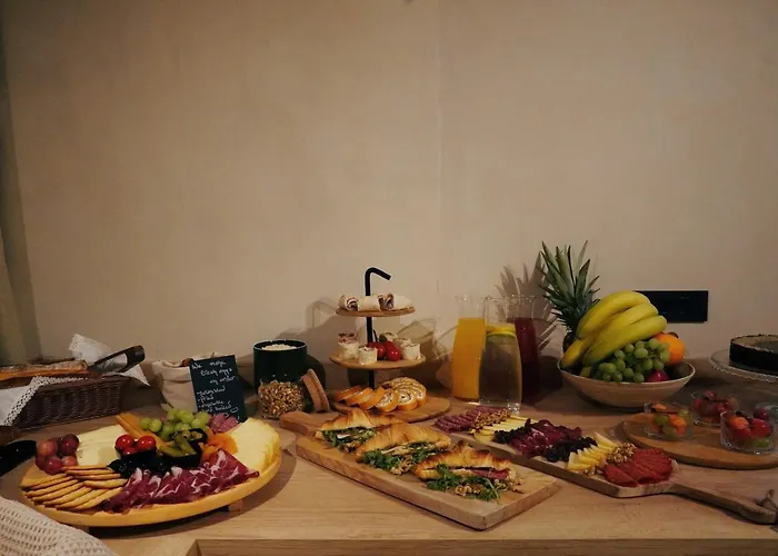 Lo͝or Luxury לינה וארוחת בוקר 4*