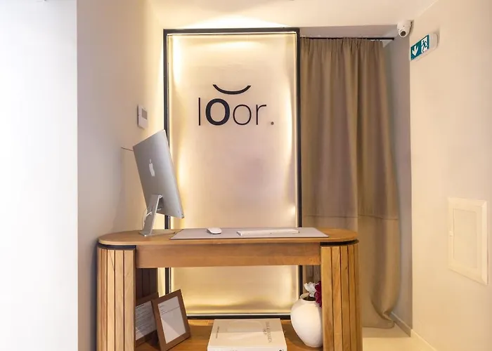 Lo͝or Luxury סטוברץ