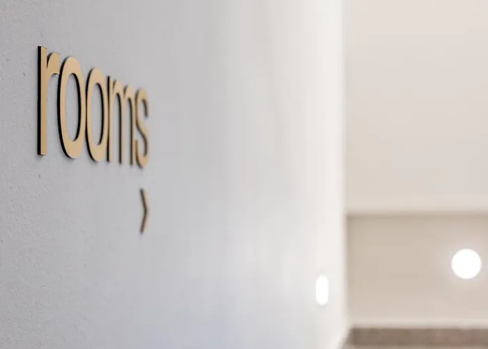 לינה וארוחת בוקר Lo͝or Luxury סטוברץ