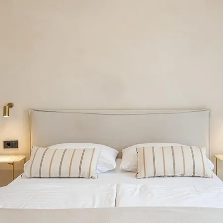Lo͝or Luxury Retreat Otel 4*